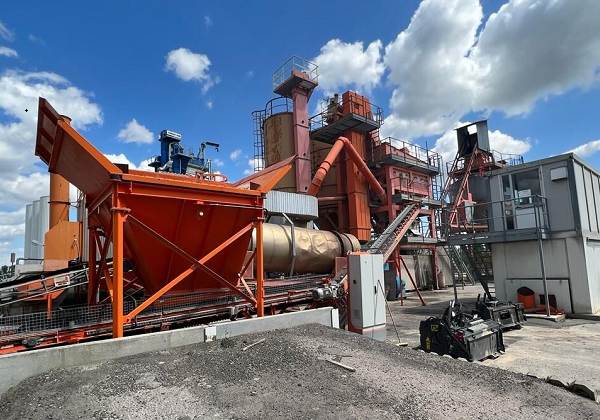 How to maintain the stability of asphalt concrete mixing plant_2